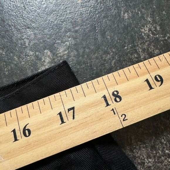 FreeWorld Quality Garments Black Flat Front Men’s Short Size 34 Essential - Picture 9 of 11